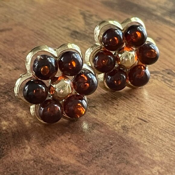 Vintage Coro Earrings Amber Lucite Floral Gold Tone Chunky Clip Signed Flower - Picture 6 of 15